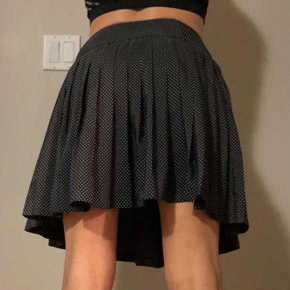 Polka dot high waisted pleated skirt - Picture 4 of 10